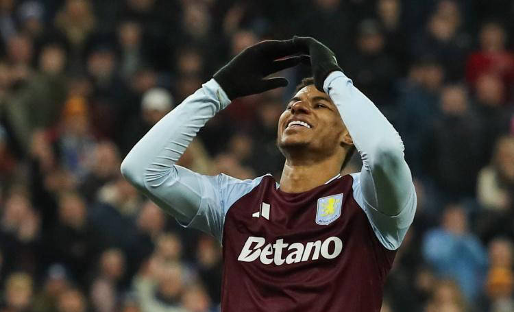 曼联未来之星盼走西甲：渴望登陆诺坎普，35万英镑周薪成最大障碍