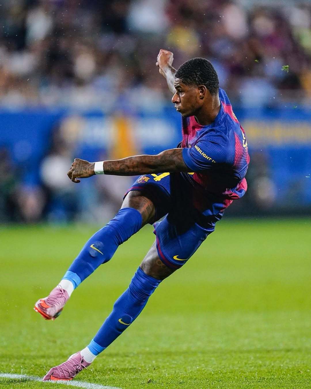 从曼联弃儿到巴萨尖刀，他要在家乡父老面前，为自己正名